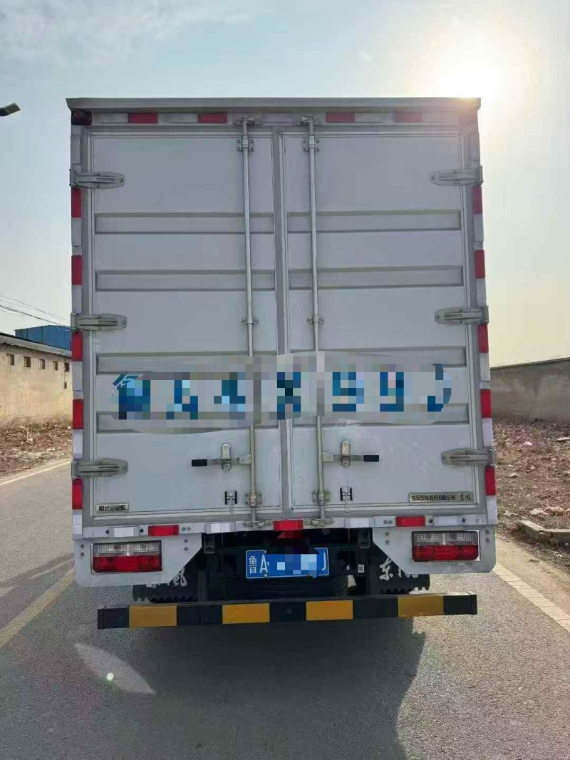 承德25年东风多利卡9