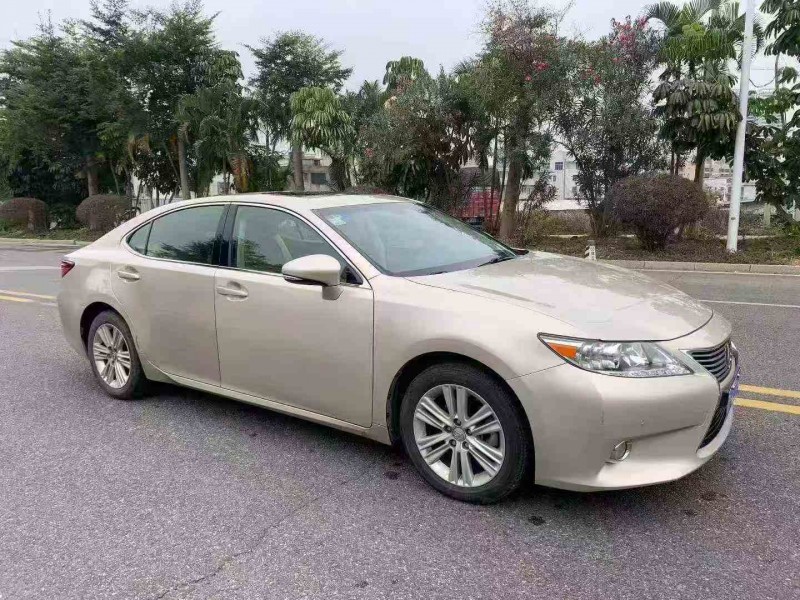 汕头15年雷克萨斯ES3