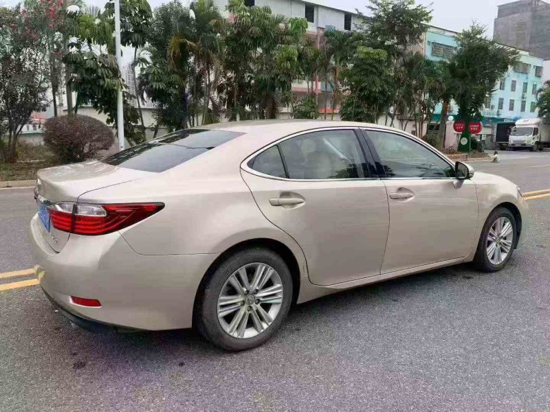 汕头15年雷克萨斯ES9