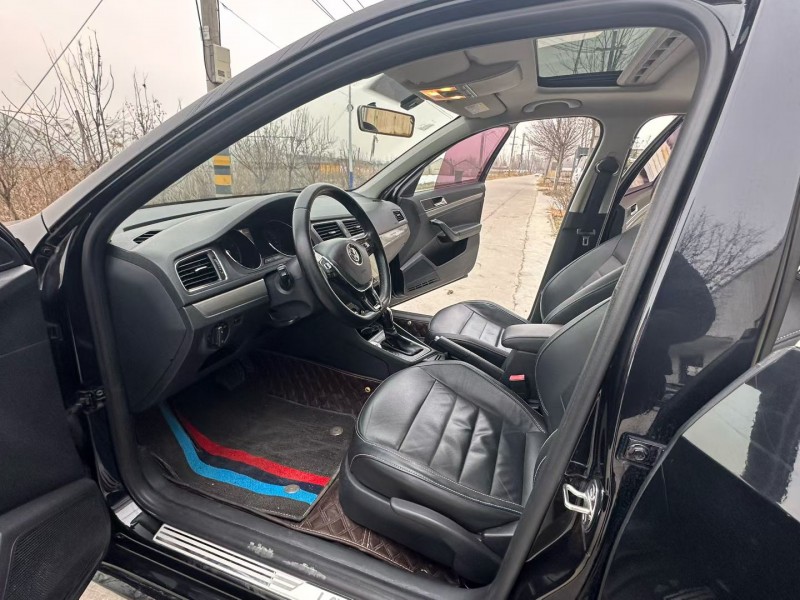 徐州17年大众朗逸5