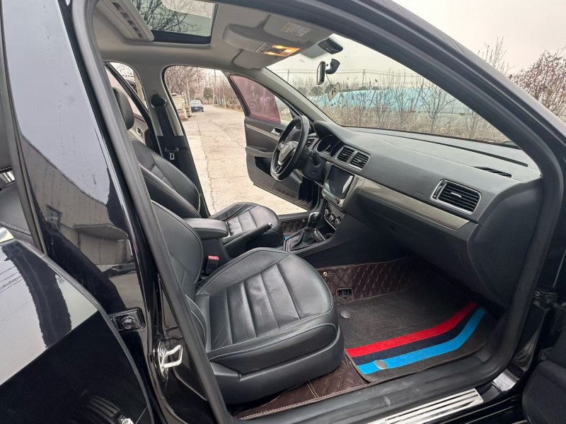 徐州17年大众朗逸8