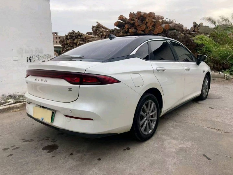 广州23年传祺埃安S7