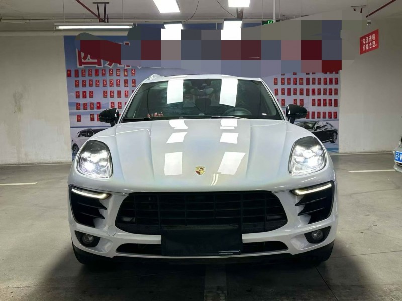 成都17年保时捷Macan1