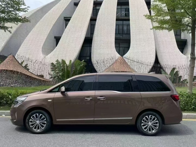 深圳22年别克GL87