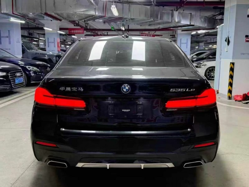 成都22年宝马5系6