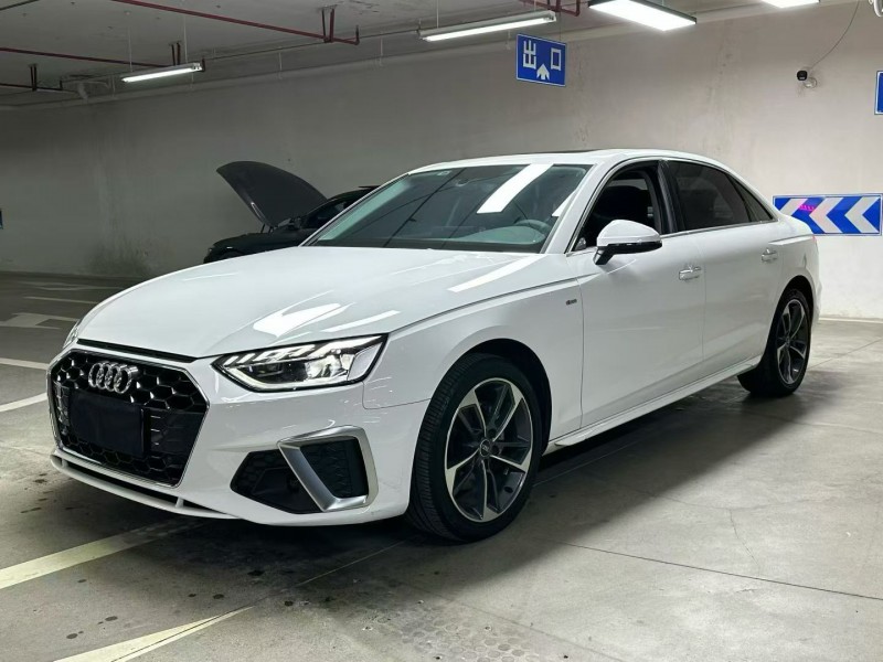 成都23年奥迪A4L4