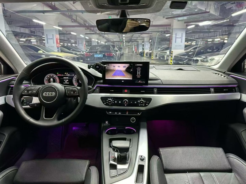 成都23年奥迪A4L8