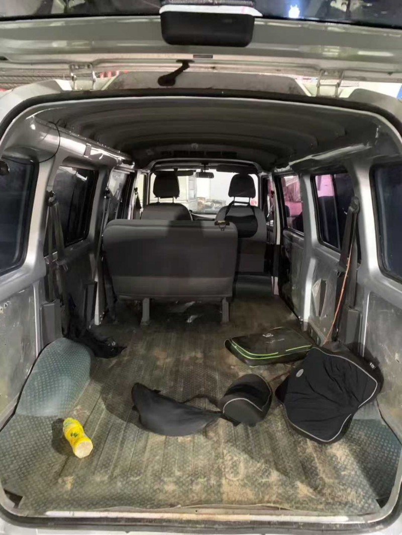 广州23年五菱汽车荣光8