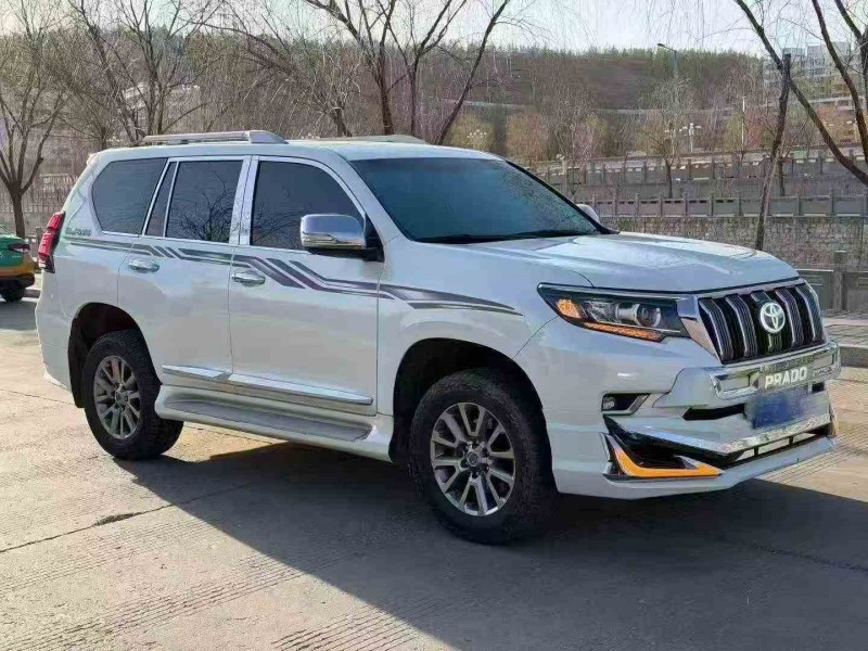 赤峰20年丰田普拉多2