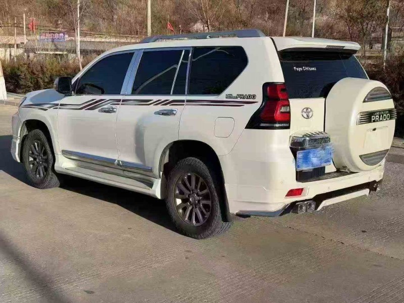 赤峰20年丰田普拉多7