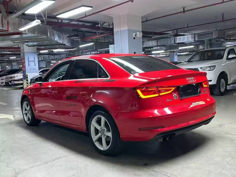 成都15年奥迪A39