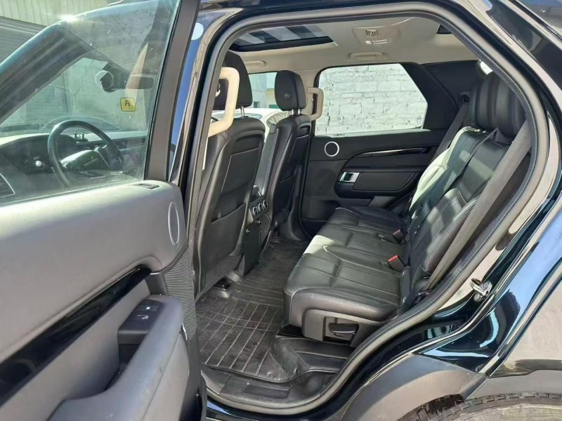 广州21年路虎发现7