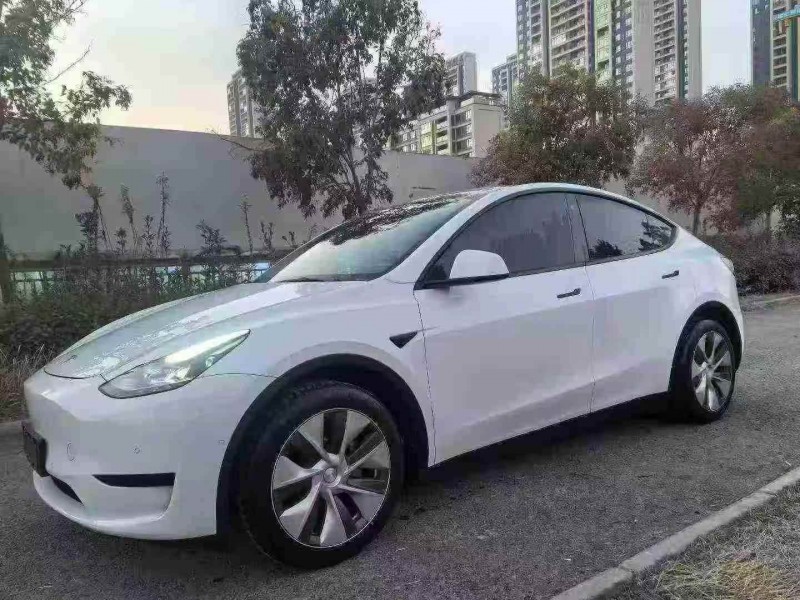 鄂州22年特斯拉MODEL Y2