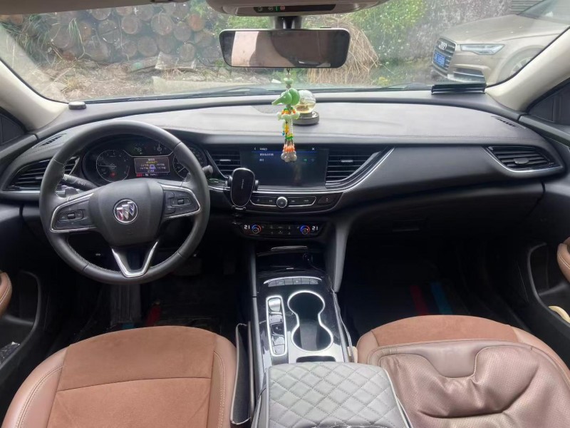 广州23年别克君威5