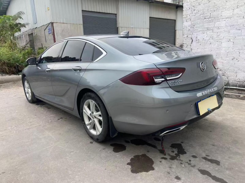 广州23年别克君威8