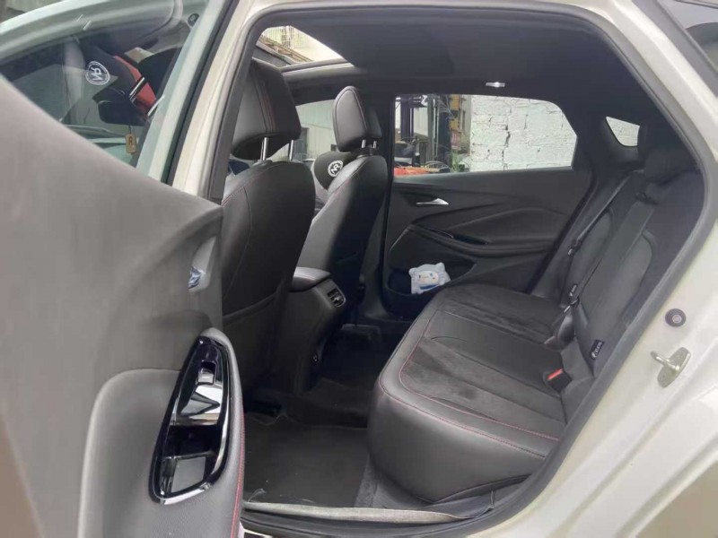 广州23年别克威朗6