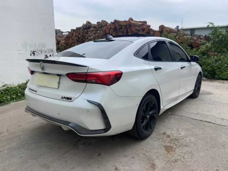 广州23年别克威朗7