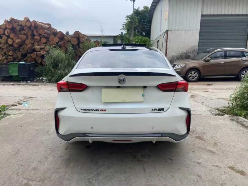 广州23年别克威朗8