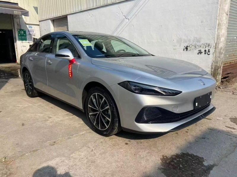 广州25年荣威D72