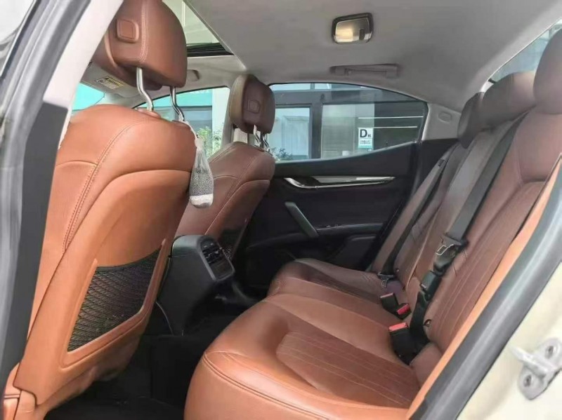 广州18年玛莎拉蒂Ghibli4