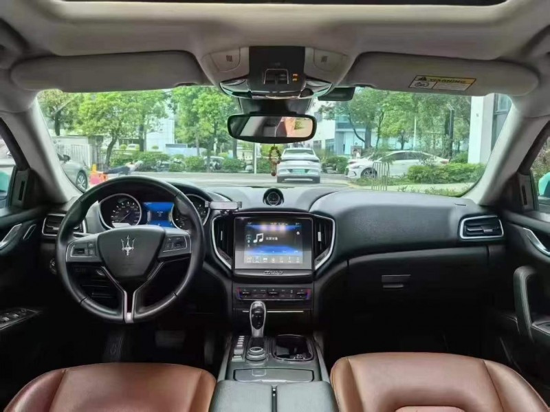 广州18年玛莎拉蒂Ghibli5