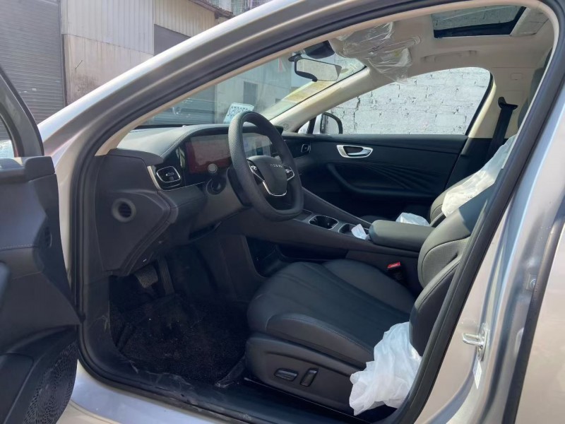 广州25年荣威D76