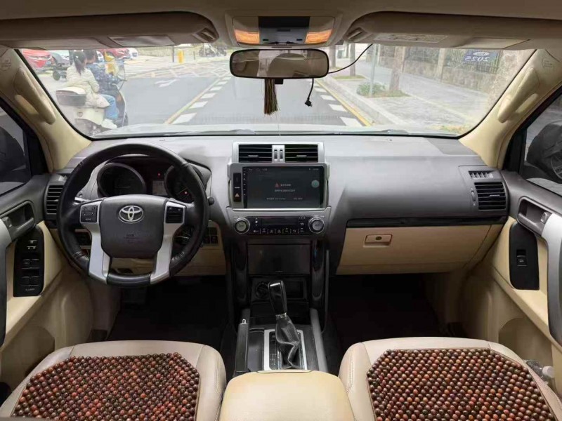 广州15年丰田普拉多5