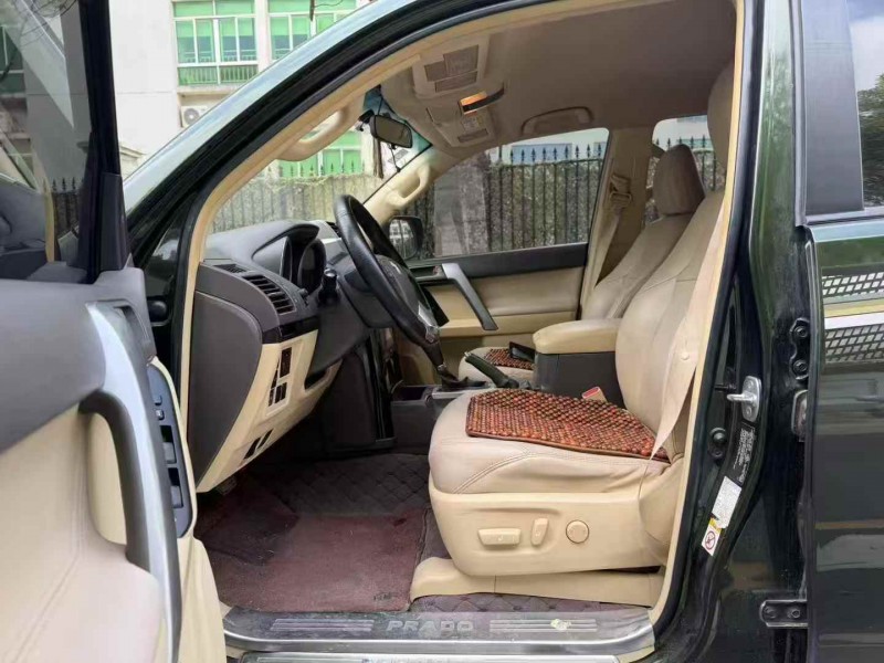 广州15年丰田普拉多6
