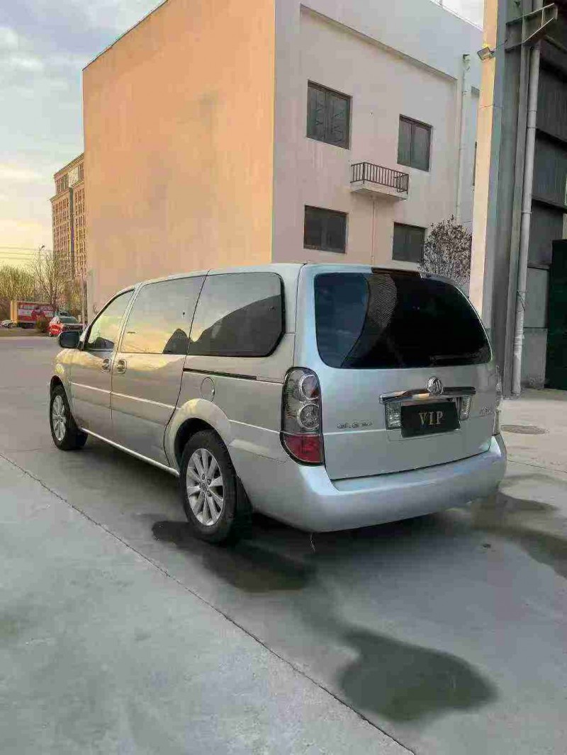 徐州13年别克GL85