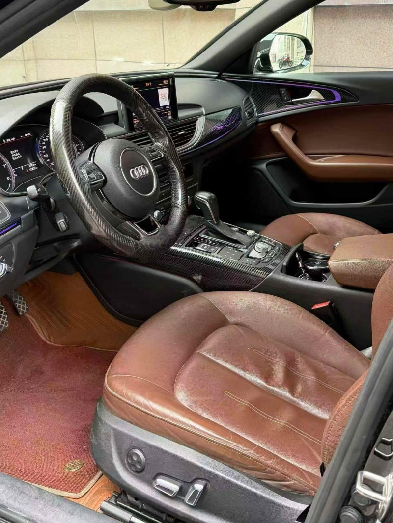 济宁17年奥迪A6L4