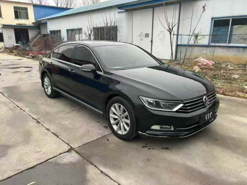 枣庄17年大众迈腾3