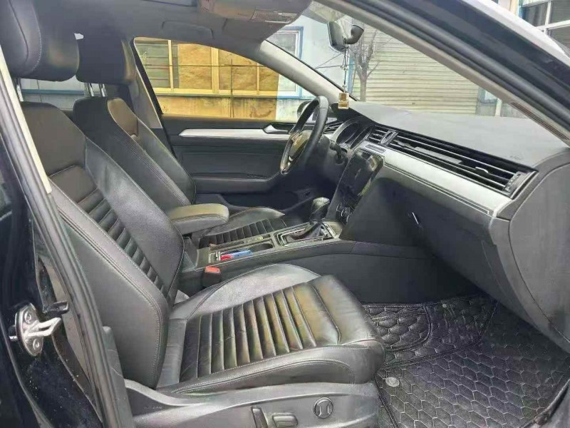 枣庄17年大众迈腾4