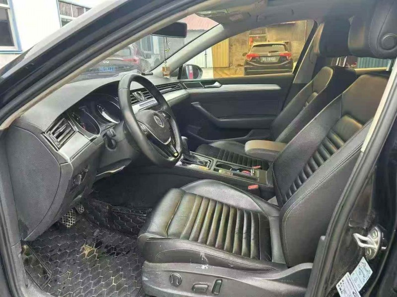 枣庄17年大众迈腾6