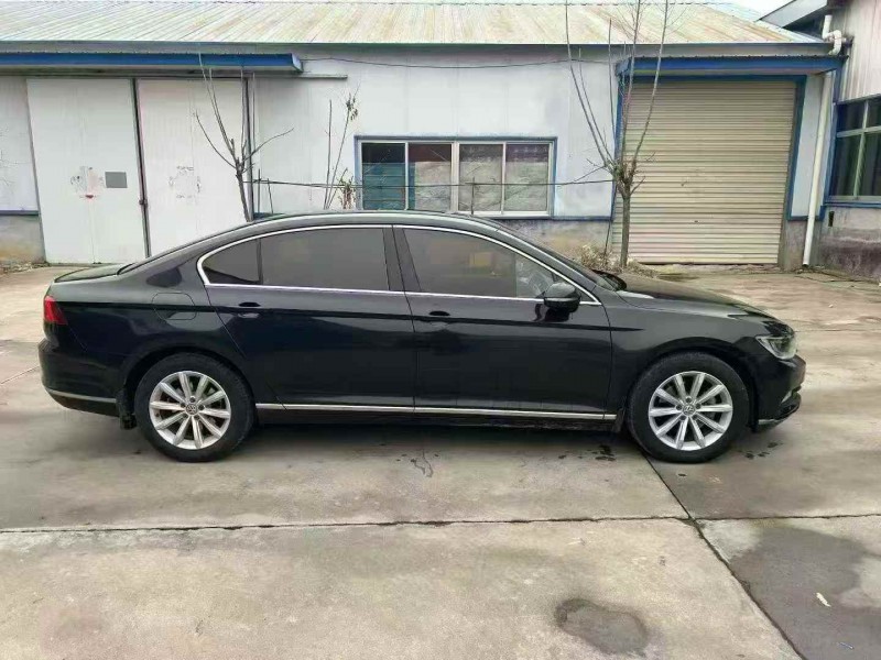 枣庄17年大众迈腾7