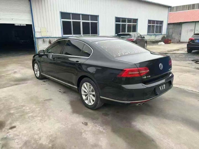 枣庄17年大众迈腾8