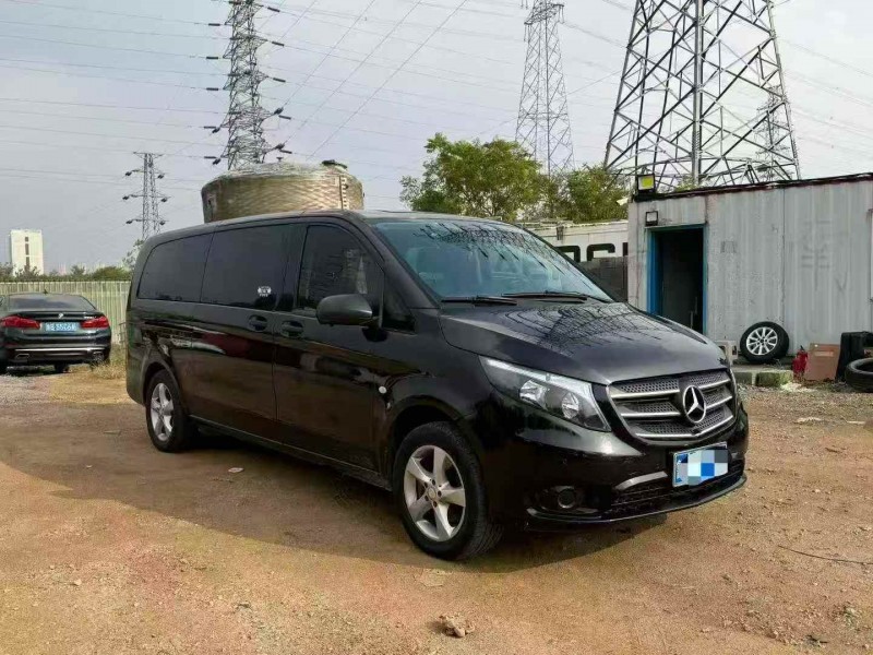 枣庄18年奔驰威霆2