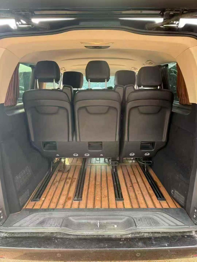 枣庄18年奔驰威霆6