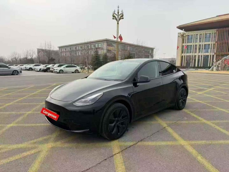 济宁24年特斯拉MODEL Y2