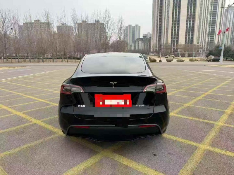 济宁24年特斯拉MODEL Y9