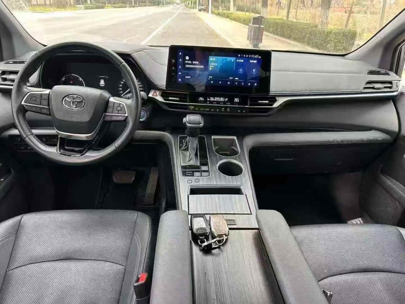 潍坊24年丰田塞纳6