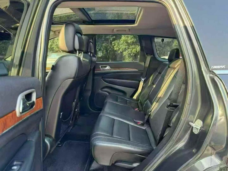 烟台12年Jeep大切诺基5