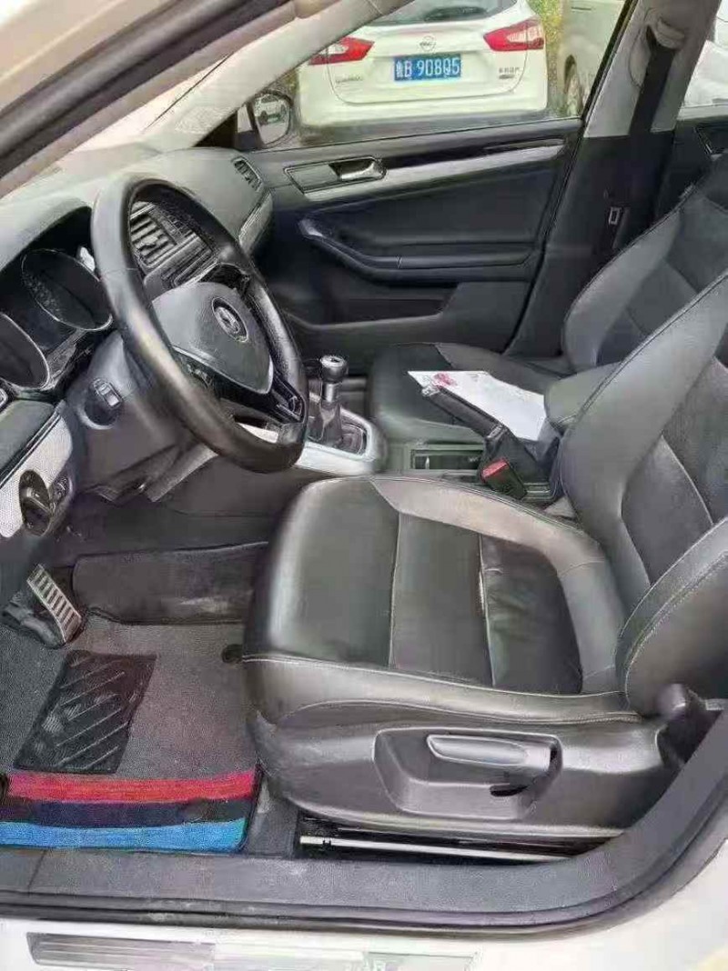 枣庄16年大众速腾4