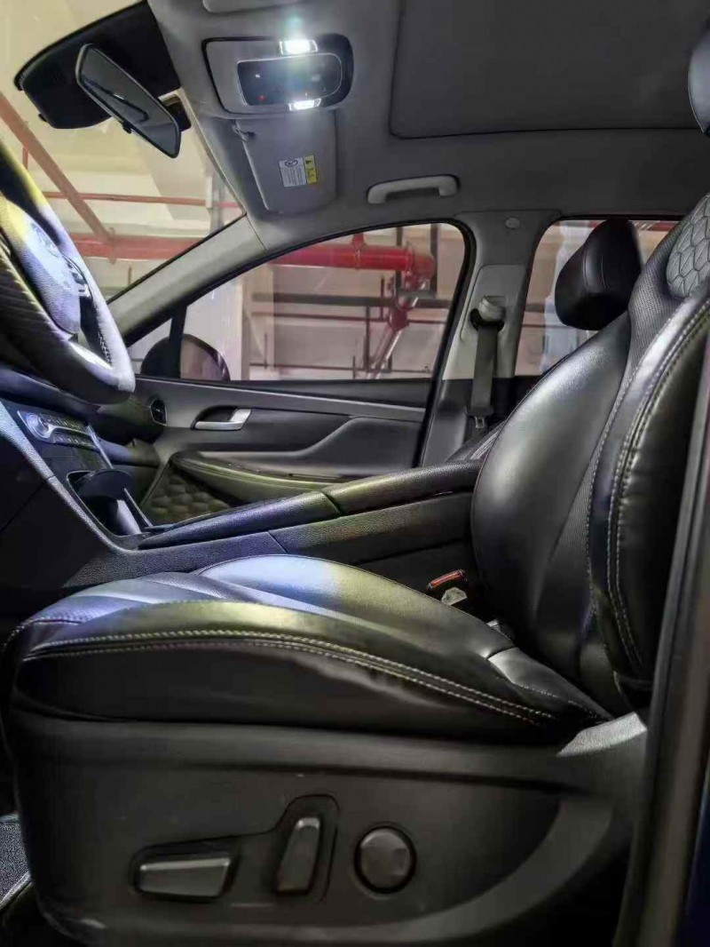 咸阳20年现代新胜达4