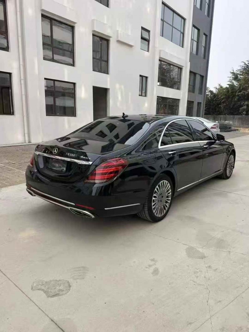 济宁17年奔驰S7