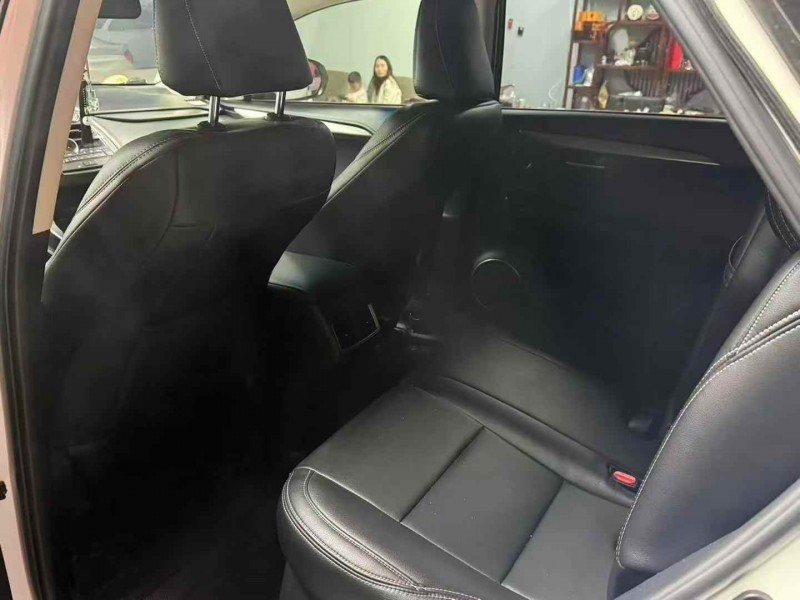 曲靖17年雷克萨斯NX5