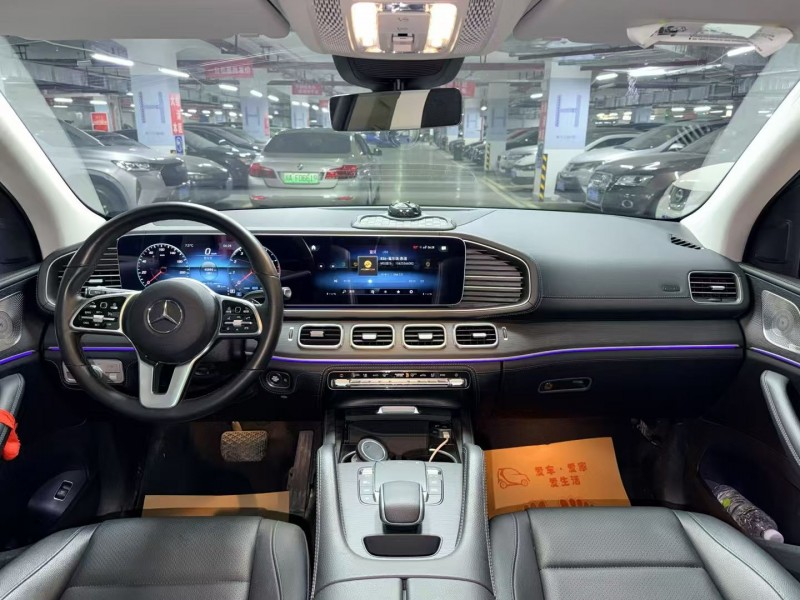 成都23年奔驰GLC6