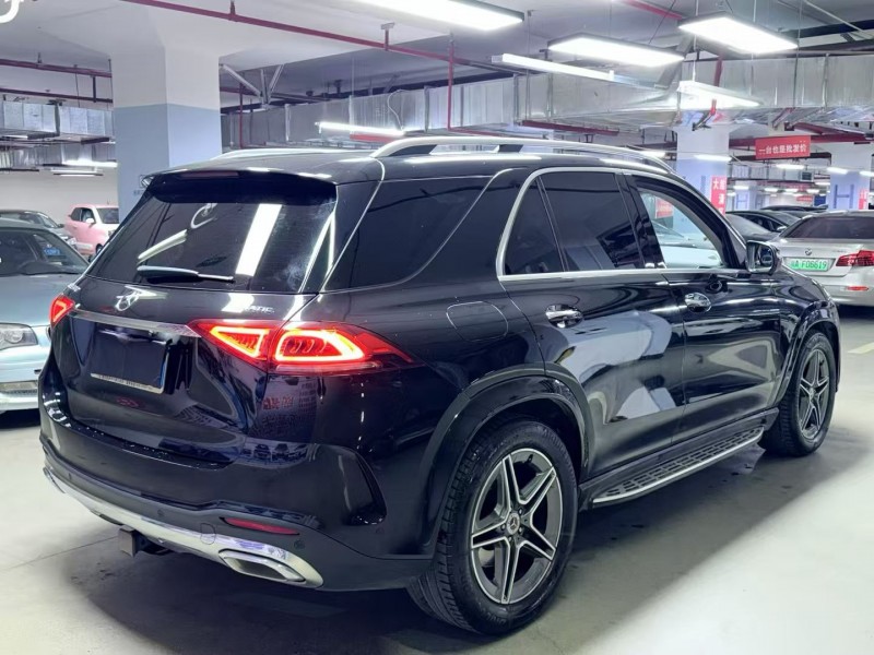 成都23年奔驰GLC7