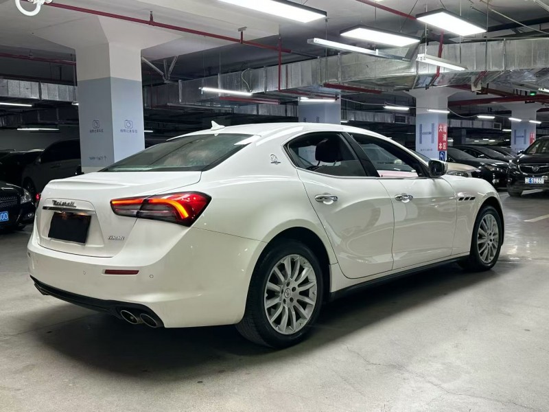 成都21年玛莎拉蒂Ghibli9