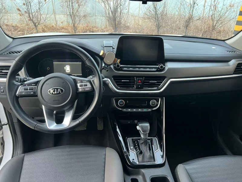 徐州20年起亚智跑7