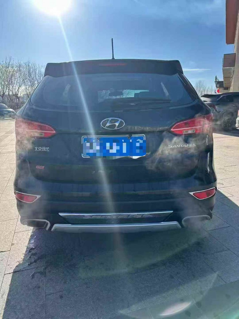 张家口15年现代新胜达9